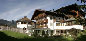 Stellenangebote HOTEL BERGROSE, strobl Stellenangebote HOTEL BERGROSE, strobl