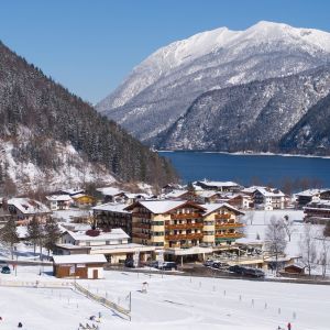 Stellenangebote Hotel Pfandler GmbH, Pertisau Stellenangebote Hotel Pfandler GmbH, Pertisau