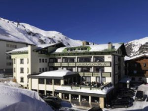 Stellenangebote Hotel Albona Nova GmbH&Co KG, Zürs am Arlberg Stellenangebote Hotel Albona Nova GmbH&Co KG, Zürs am Arlberg