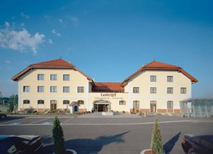 Stellenangebote Landzeit Restaurant Voralpenkreuz GmbH, Sattledt Stellenangebote Landzeit Restaurant Voralpenkreuz GmbH, Sattledt