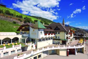 Stellenangebote Sonnenhotel Adler, Villanders Stellenangebote Sonnenhotel Adler, Villanders